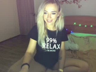 drunk_angel_ Excited blonde cumshow bitch sucking a gigantic penis on her knees