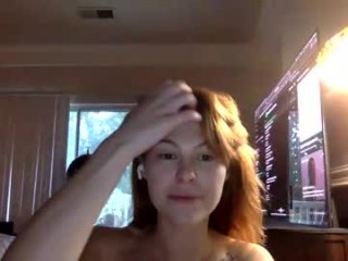 princessdaisy_yourdirtyslut Pony-tailed cute Marketa swallowing fresh cum on her knees