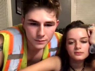 legendary_xx Stockinged squirting live babe Ashley gives blowjob and gets pussy and ass fucked hard